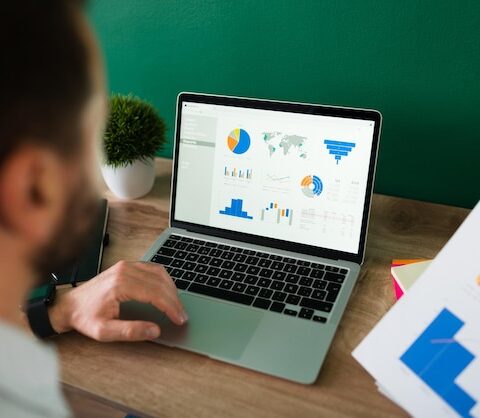 How AI Improves Ad Targeting Accuracy