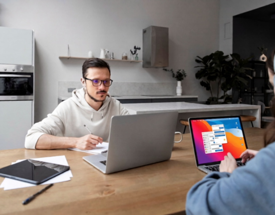 Remote Jobs vs. Freelancing: Which Is Better